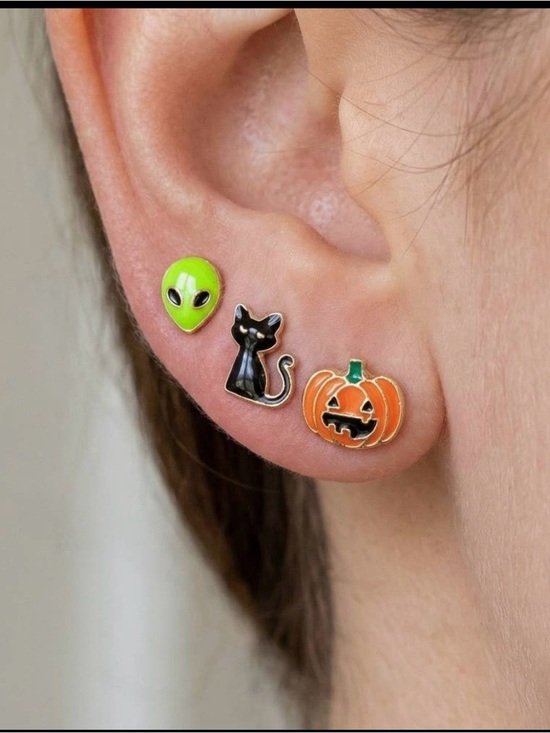 Jewelry - Alien, 👽 black cat 🐈⬛ & Orange Pumpkin 🎃 Halloween Stud Earrings